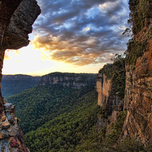 Blue Mountains GettyImages 163395700
