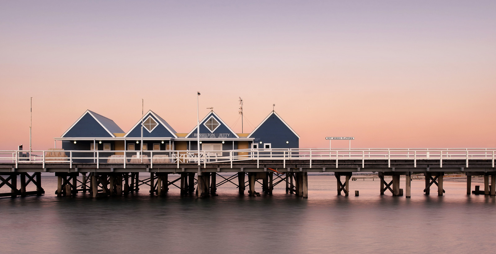 Busselton Jetty GettyImages 500124378 222